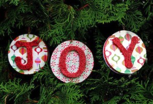 Mod-Podge-Christmas-Ornaments